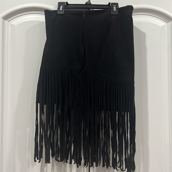 Sam Edelman Black Faux Suede Fringe Skirt- 0 - Picture 5 of 7